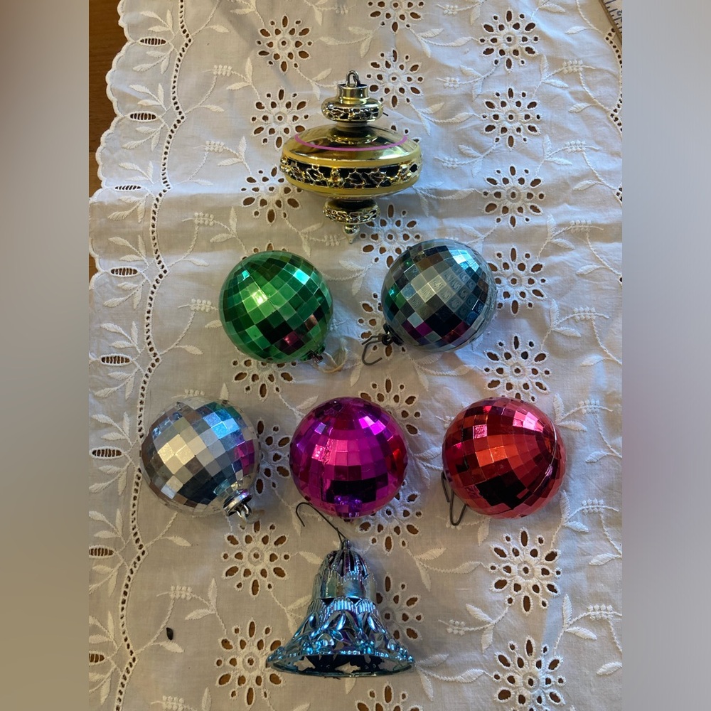 Vintage Bradford plastic Christmas ornament lot of 7  UFO DISCO BALLS BELL
